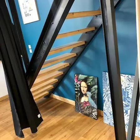 L'appar-t, Esprit Industriel à 2 Pas De L'eau ! Appartement