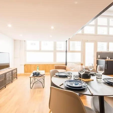 L'appar-t, Esprit Industriel à 2 Pas De L'eau !