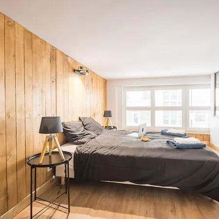 L'appar-t, Esprit Industriel A 2 Pas De L'eau ! *