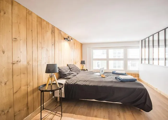 L'appar-t, Esprit Industriel à 2 Pas De L'eau ! *